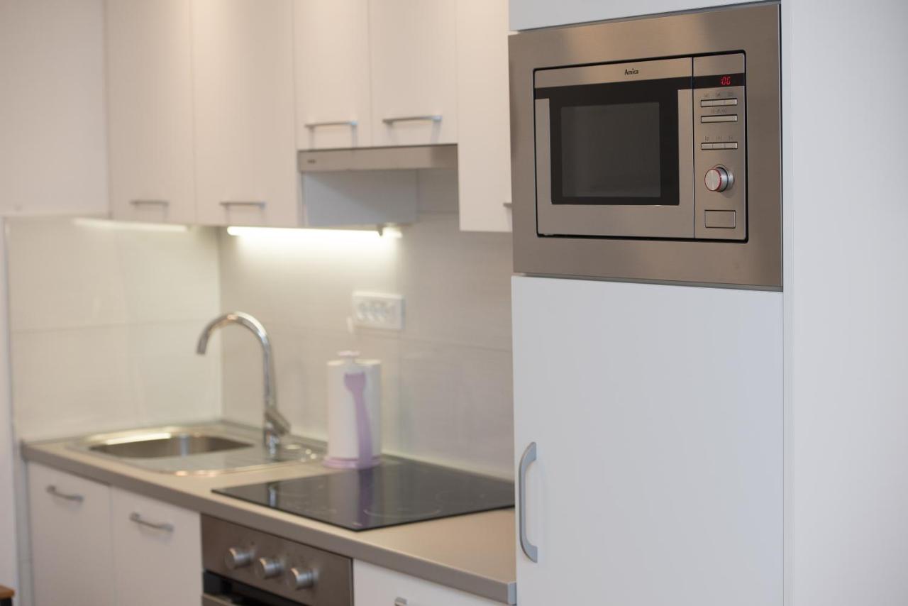 Luxury Studio Apartment Honeymoon Split Exterior photo